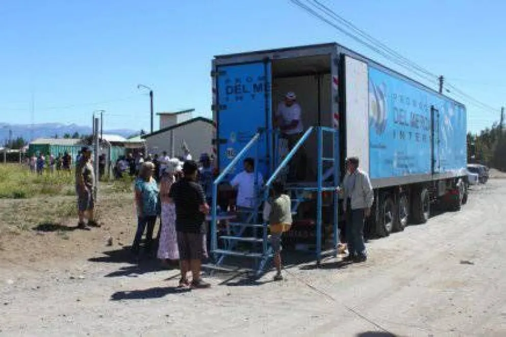 Exitosa venta de pescado a precios populares