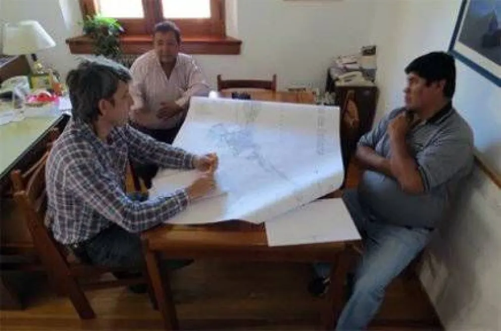 Referentes de la UOCRA pidieron que se aceleren los permisos de obra