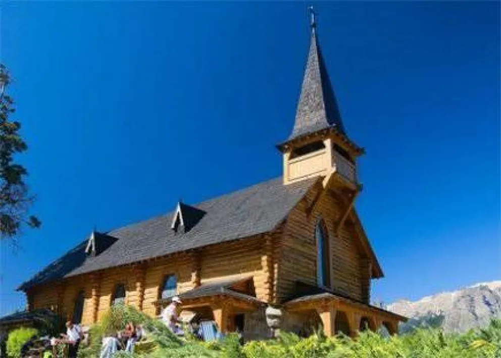 Fundación porteña dona elementos para Capilla San Eduardo