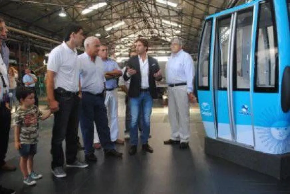 Presentaron en Rosario la primera telecabina argentina