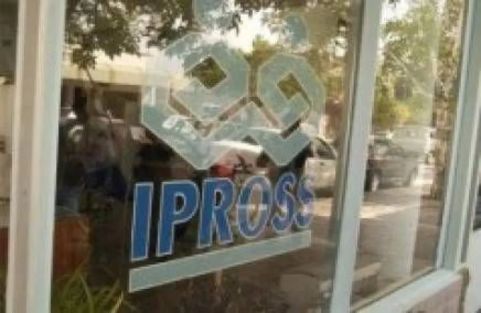 IPROSS deberá entregar a afiliada un equipo de oxígeno domiciliario 