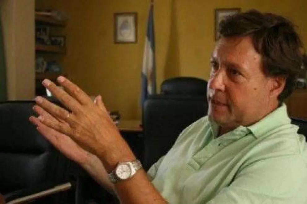 Weretilneck: Los estatales "se deben al pueblo que paga sus salarios"