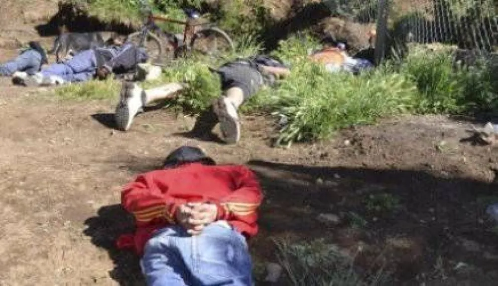 Buscaban un evadido y encontraron drogas y armas