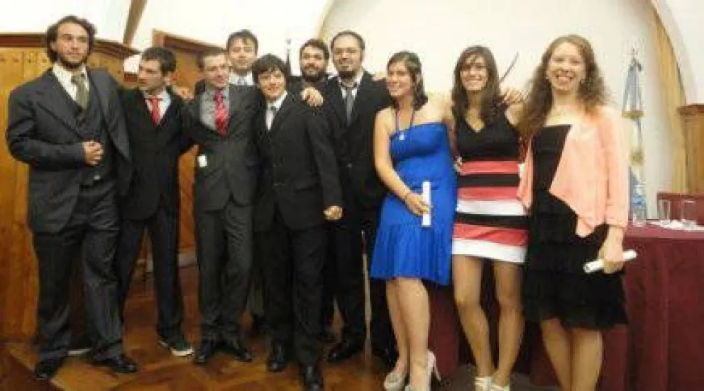 El Balseiro tiene nuevos graduados