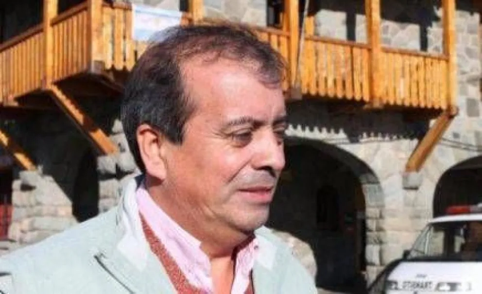 Castañón ya consiguió trabajo en la CEB