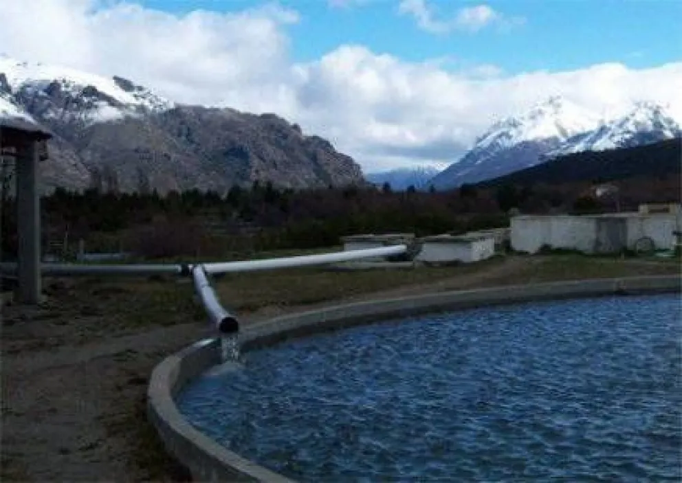 Bariloche consume más agua que lo recomendado por la ONU