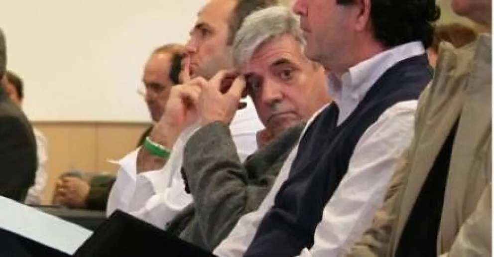 Conducción de la CEB "repudia" denuncia por posible falsificación 