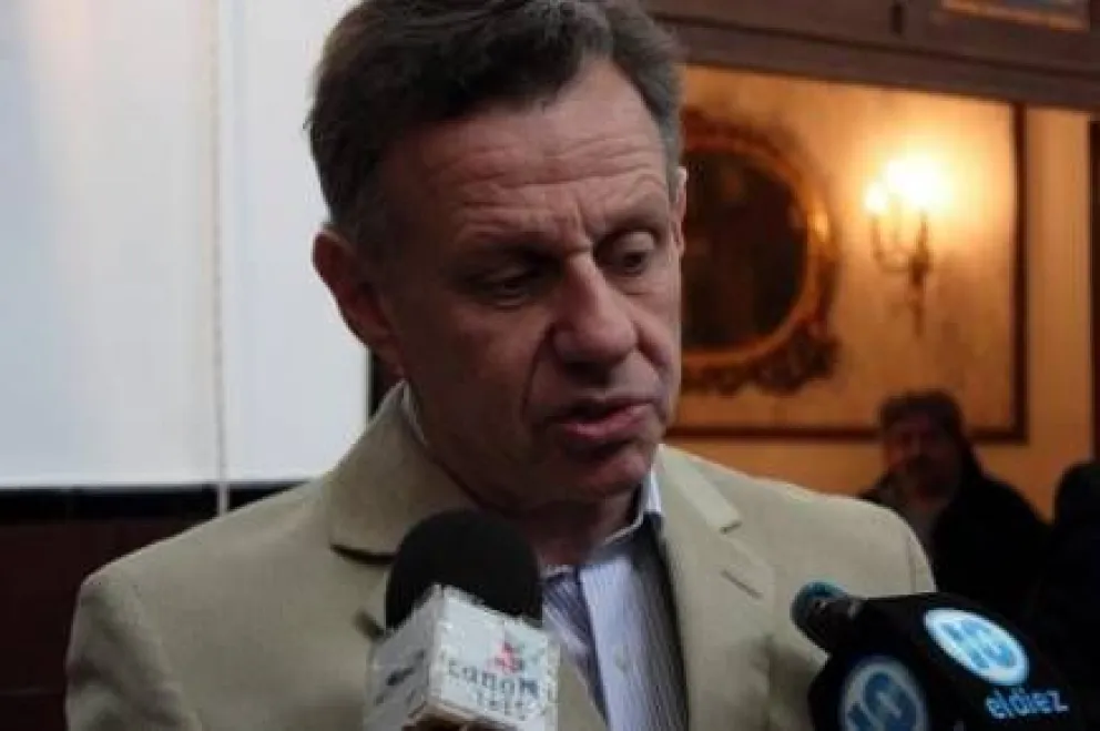 Rovira formalizó su renuncia: "Sigo soñando con el Centro de Convenciones"