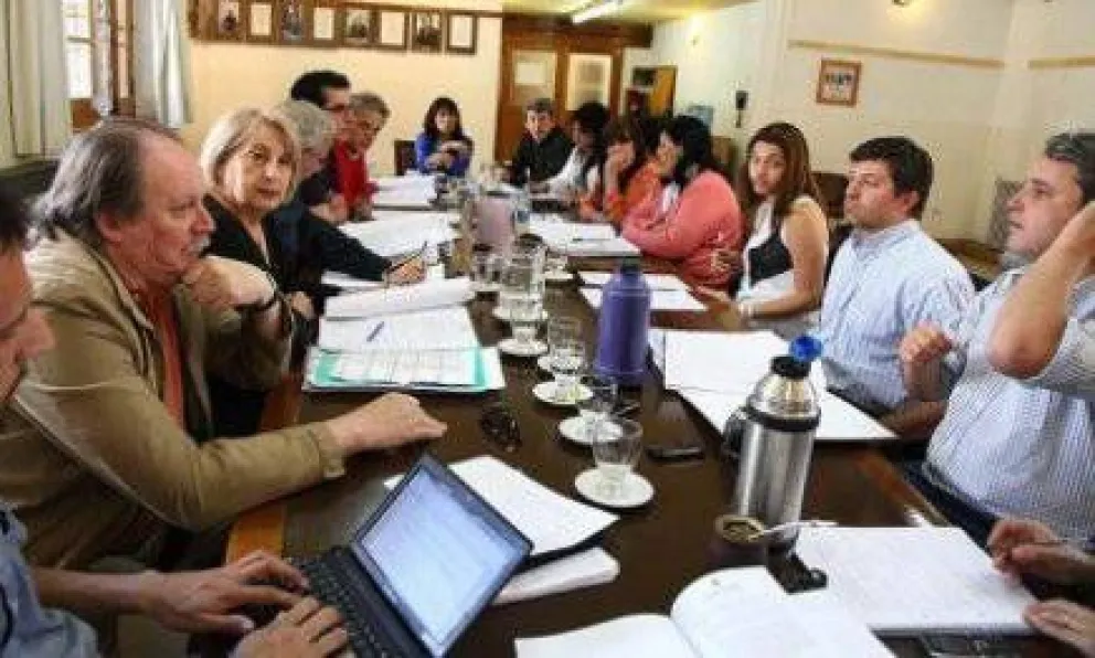 Concejales reclaman precisiones sobre cómo impactará el aumento de tasas 