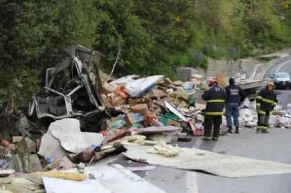 Camión de Puelche protagonizó impresionante accidente