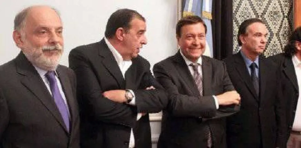 Asumieron Albrieu y Lebed