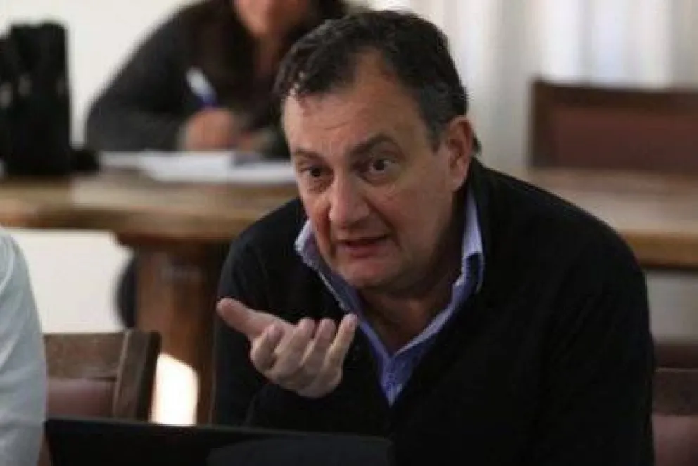 Gennuso llamó a dejar las "discusiones estériles" por el Catedral