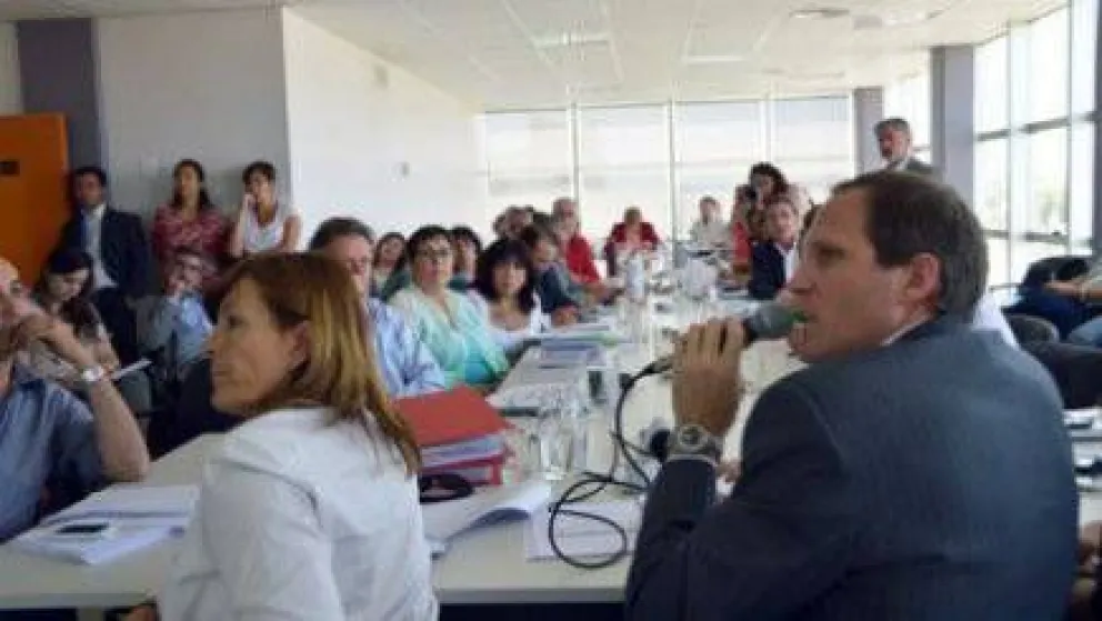 Ministro de Hacienda dio detalles del Presupuesto 2014