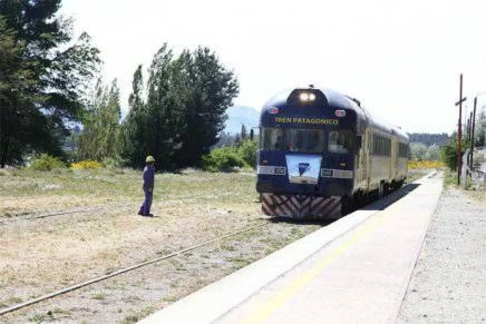 El Tren Expreso Rionegrino llegó a Bariloche
