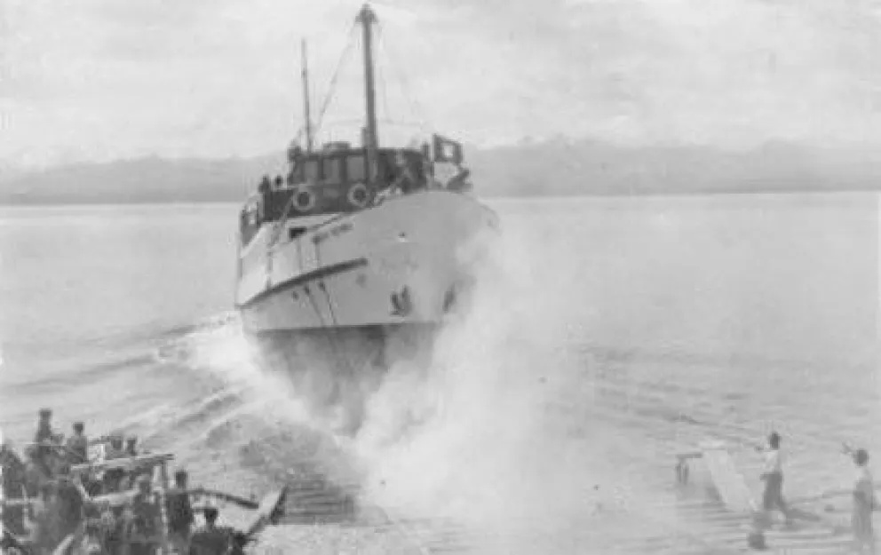 La "Modesta Victoria" cumplió 75 años navegando el Nahuel Huapi