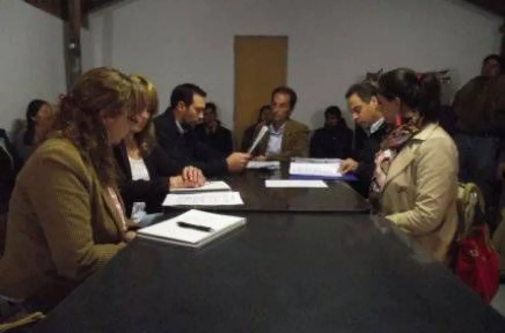 Aprobaron el primer loteo social de Dina Huapi