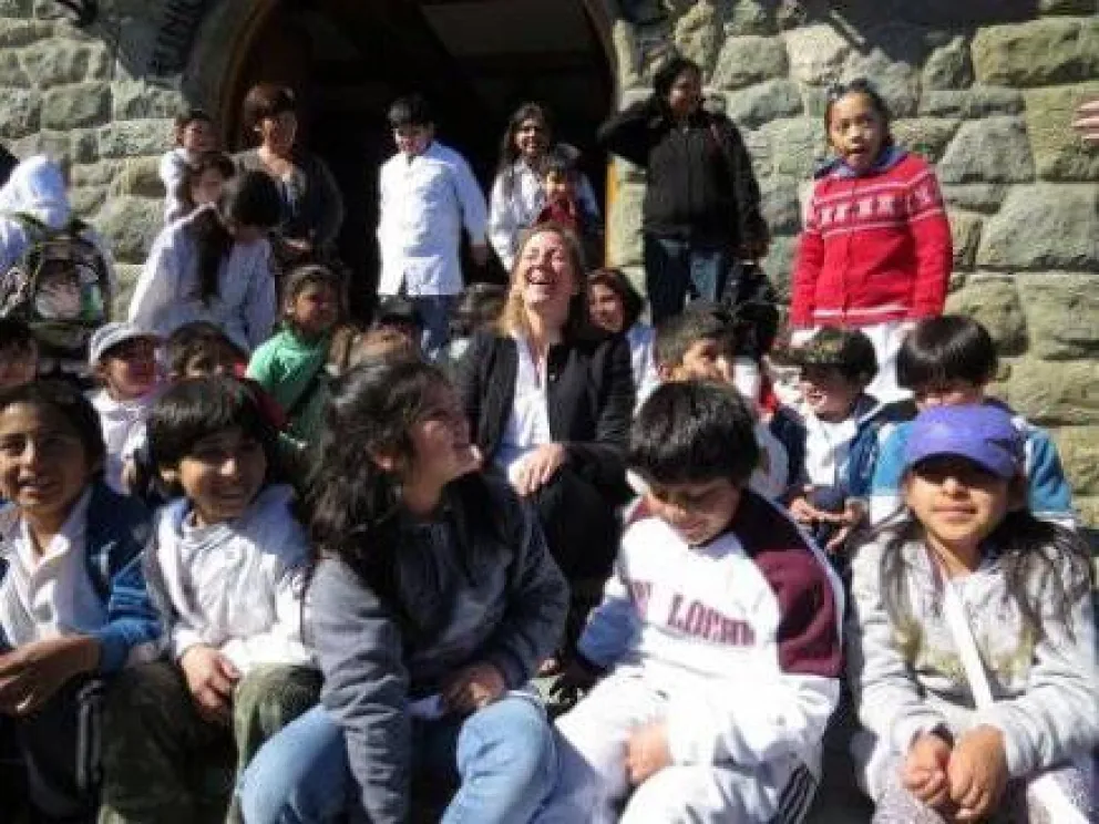 Martini recibió a los alumnos de la Escuela 154