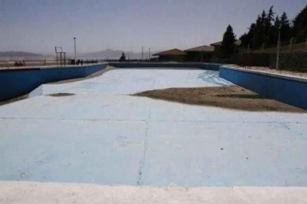 Proyectan construcción de nueva pileta Municipal  