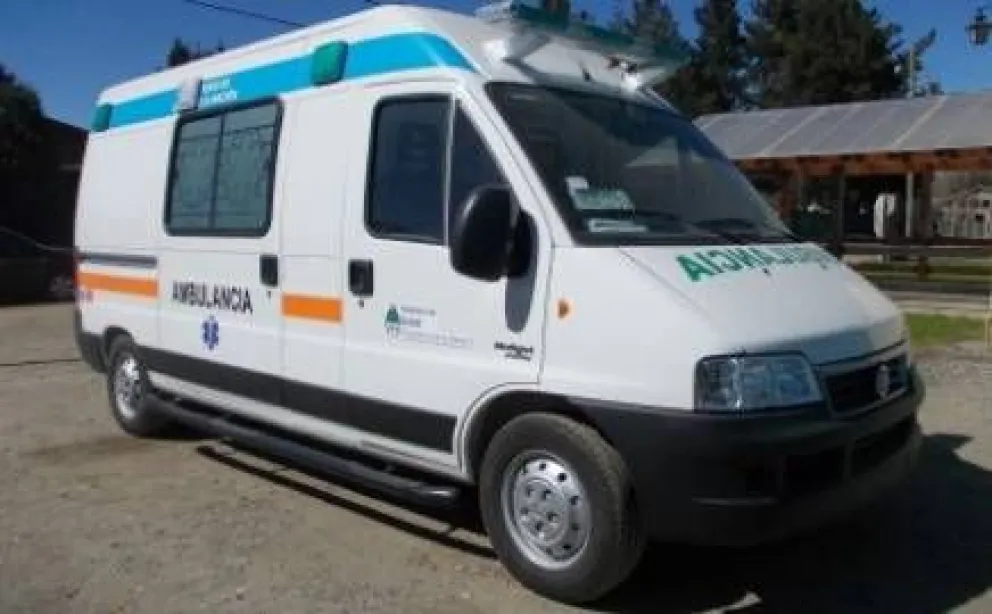 Nación entregó a Dina Huapi una ambulancia de alta complejidad