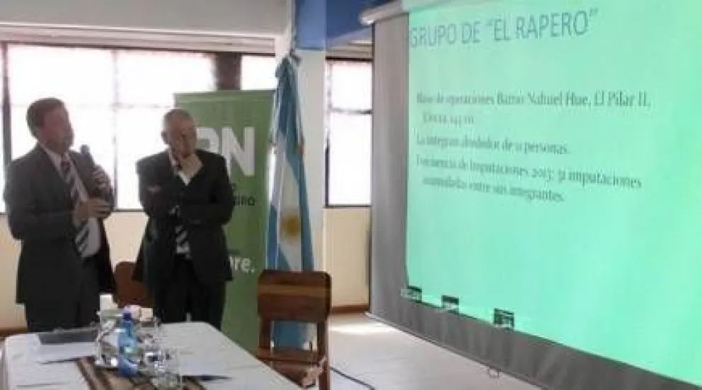 Comparan las "listas negras" de Weretilneck con la Triple A