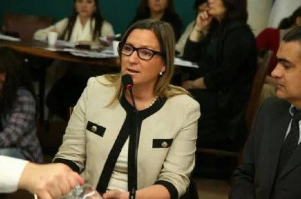 "El Municipio nunca hubiera permitido que entierren a Priebke en Bariloche"