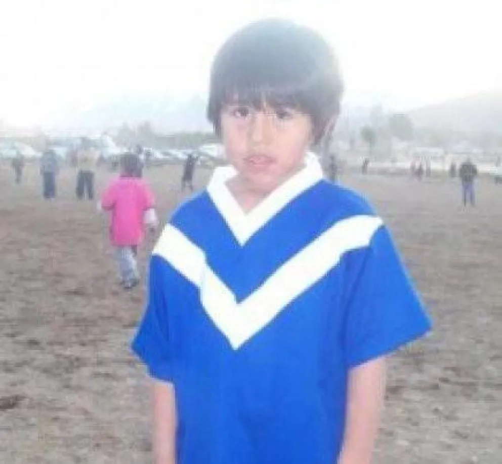 Tiene sólo ocho años y lo llevan al fútbol europeo