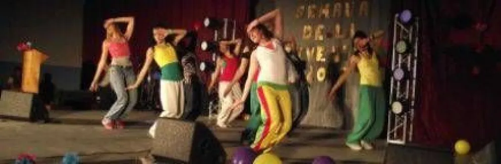 CEM 96, ganador de la Semana de la Juventud en Dina Huapi
