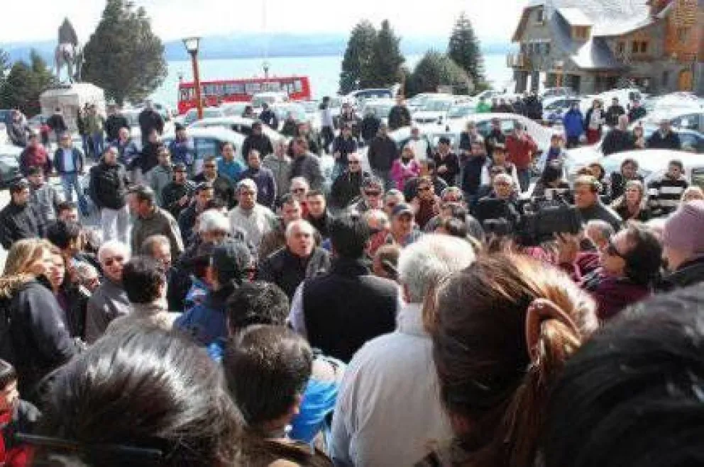 Martini cargó contra la Justicia y arengó a movilizarse hasta Tribunales