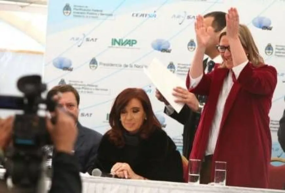 Firmaron los convenios y el Gasoducto Cordillerano está más cerca