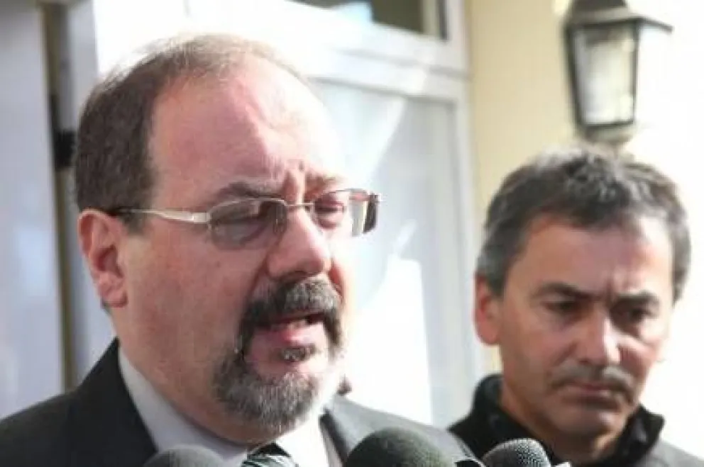 Gestionan contratación de personal para la ambulancia 