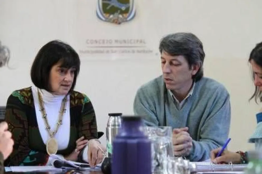 Debate: Galaverna mantuvo su postura frente al "voto joven"