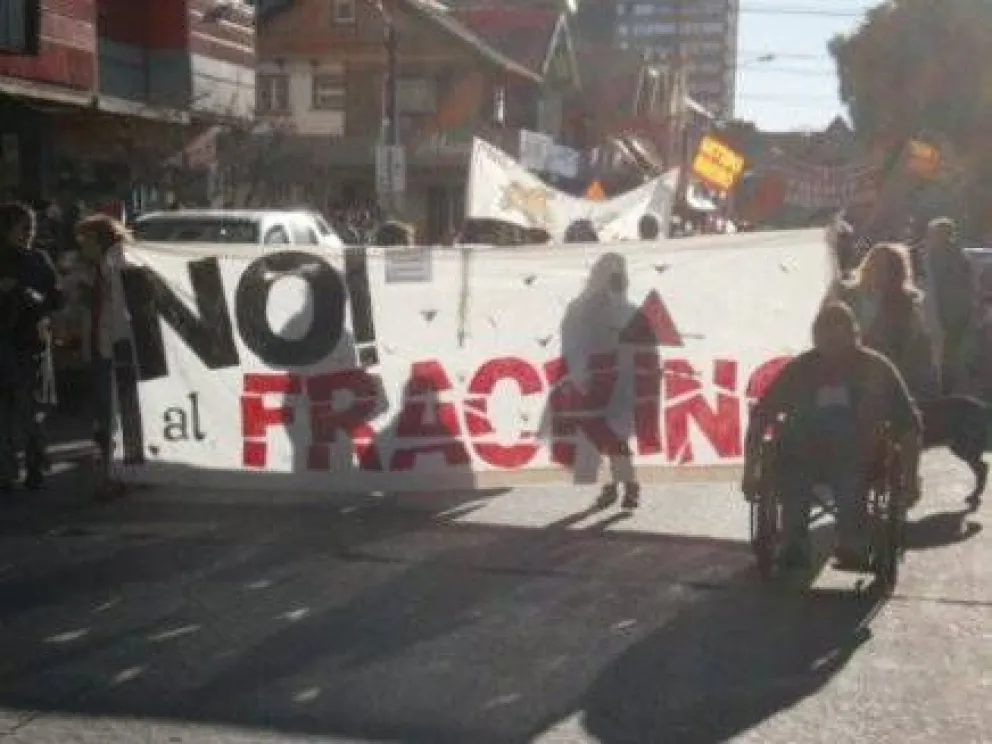 También en Bariloche recordaron el día mundial contra el fracking 