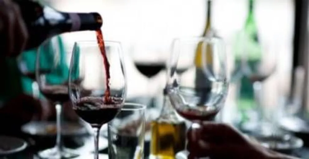 Cómo armar una degustación de vinos entre amigos