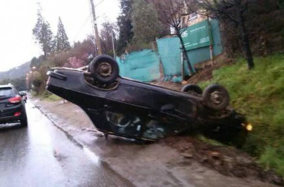 Vuelco en Bustillo 