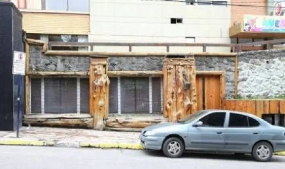 Porqué no se prohíben los prostíbulos en Bariloche 