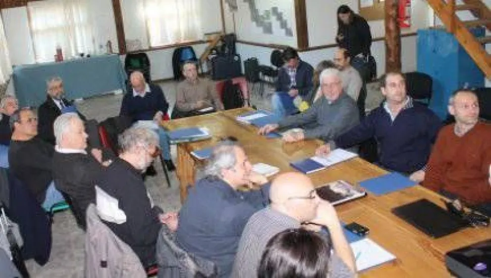 Sesionó el Centro de Investigación y Extensión Forestal Andino Patagónica