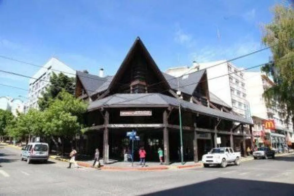 Se concreta la mudanza de Turismo al edificio de Aerolíneas
