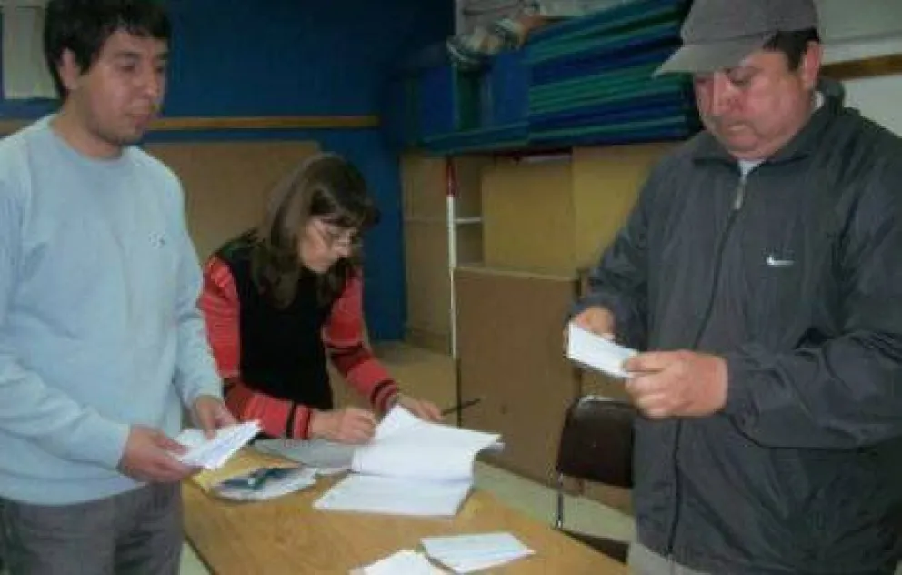 Elecciones de CETERA: Ganó la lista Celeste Violeta 