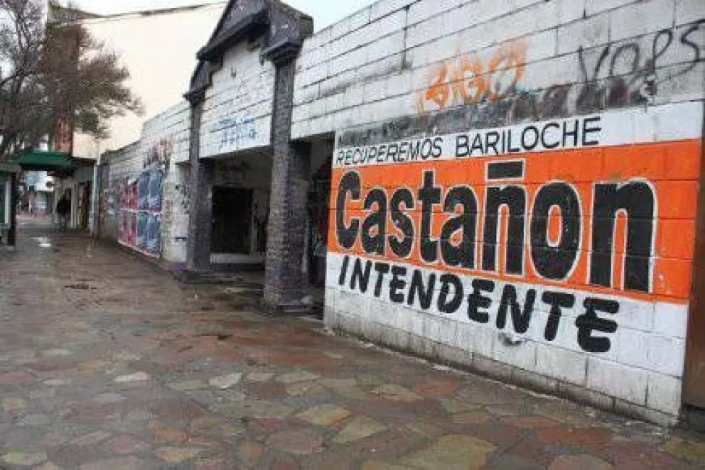 Martini solicita retiro de propaganda política de la vía pública
