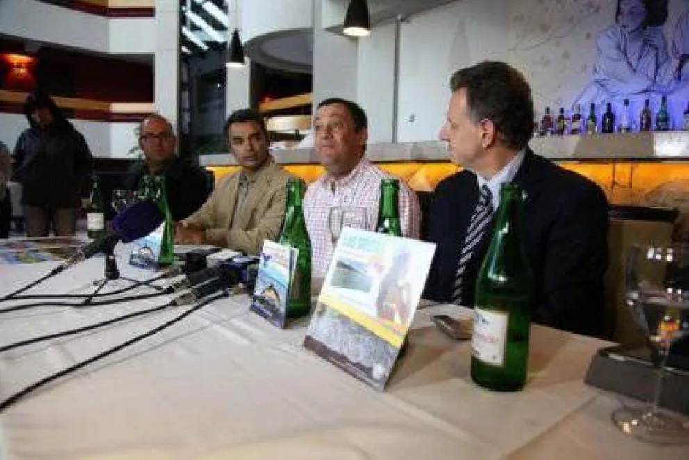 Presentaron el avistaje de fauna marina en el Golfo San Matías