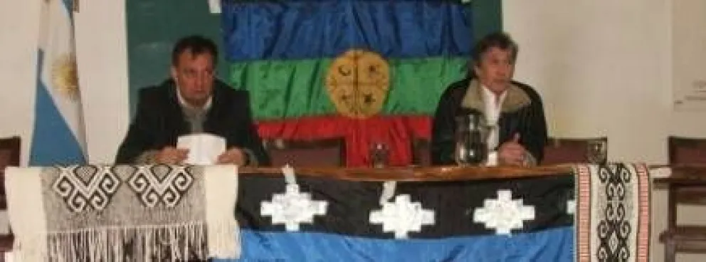Sólo dos candidatos se presentaron a debatir sobre la realidad mapuche