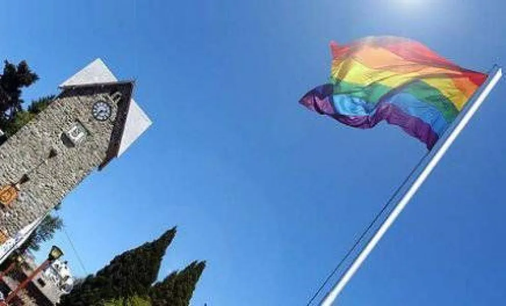 Hoy comienza la Segunda  Fiesta de la Nieve Gay