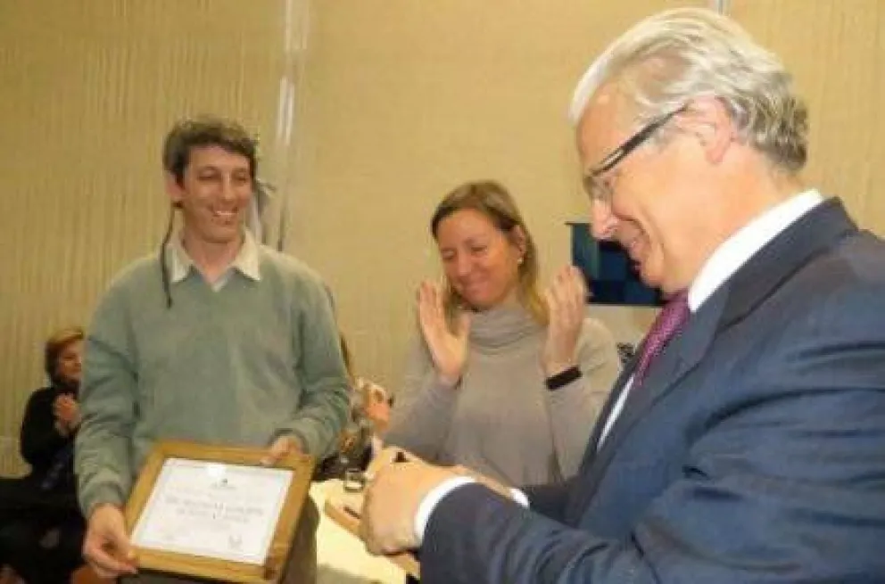 Garzón fue declarado huésped de honor de Bariloche 