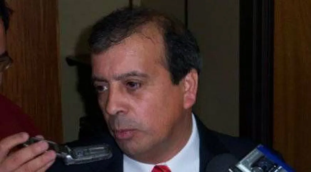 Radicales de Bariloche piden apoyo para Castañón 