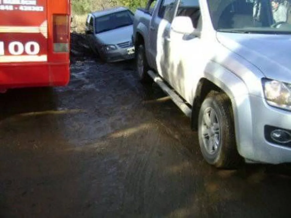 Deplorable estado de las calles del barrio Villa Lago Gutiérrez