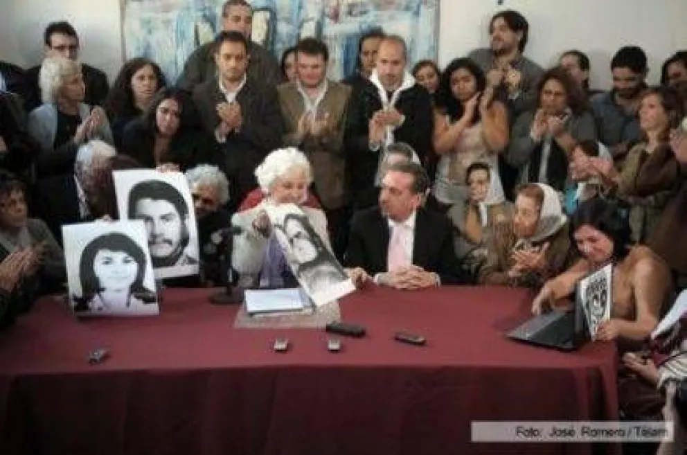 El nieto Pablo Germán Athanasiu Laschan recuperó su identidad
