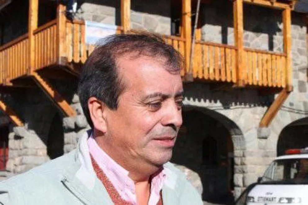 Castañón hace campaña con el asesinato de un comerciante