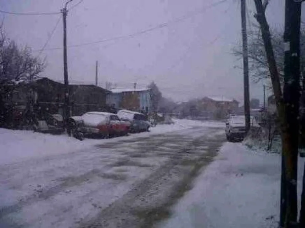 Nieve y lluvia en Bariloche 