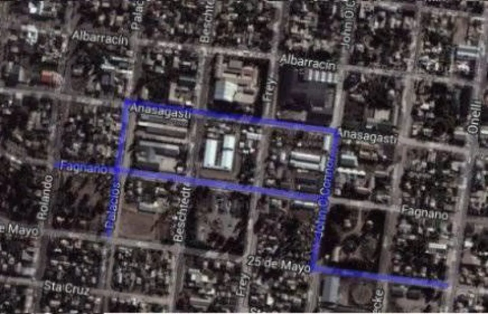 Suman a obra de pavimentación dos cuadras sobre 25 de mayo