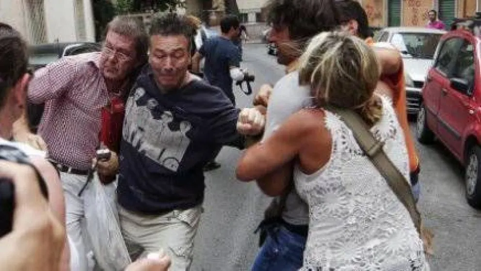 Protestas en el cumpleaños 100 del criminal nazi Priebke